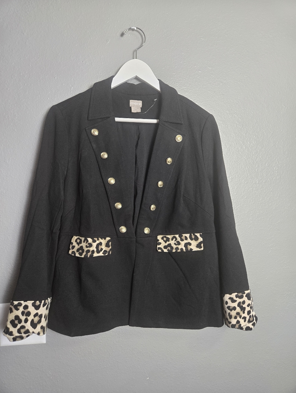 Chico's Animal Print Blazer Gold Button Detail Size 12-14